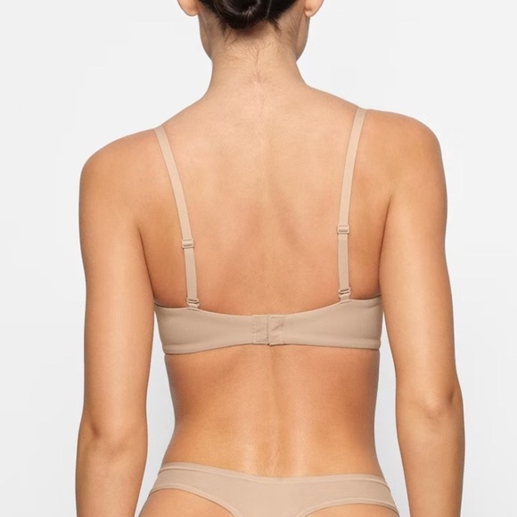 NWT Skims Fits Everybody Push Up Demi Bra Clay Beige 32H - Picture 2 of 7